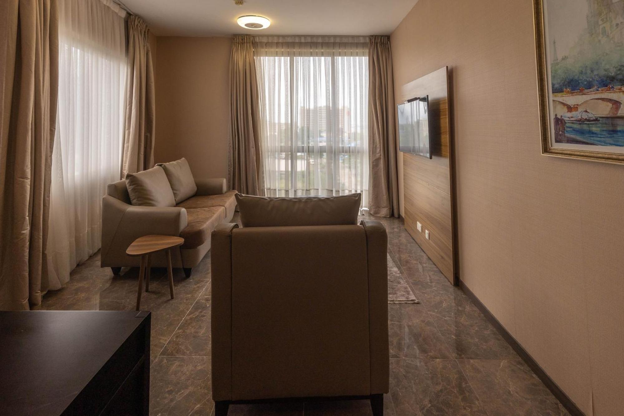 Royal Residences Lagos Exterior photo